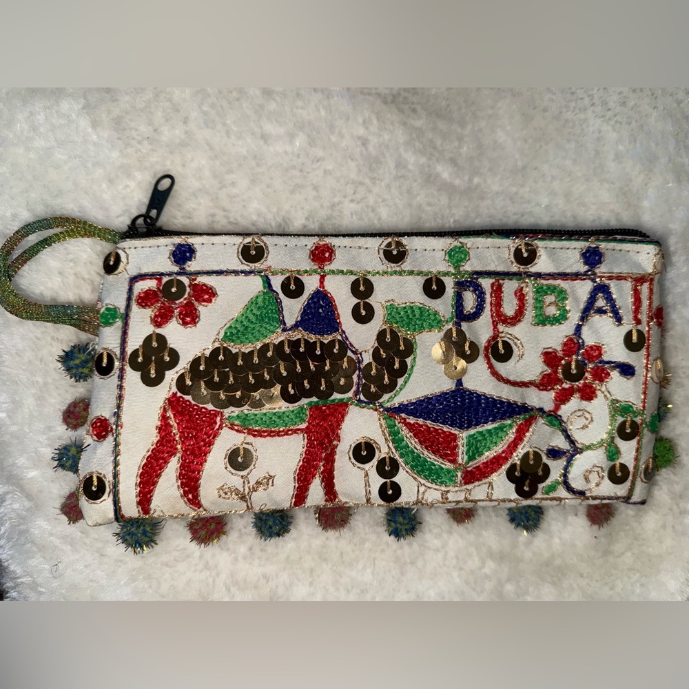 Dubai Handmade Souvenir Wristlet